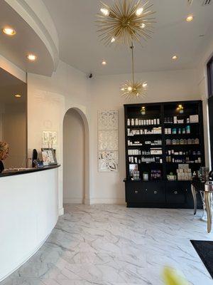 Entry way reception area - Gorgeous and tranquil