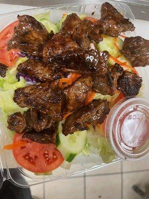 Steak tip salad