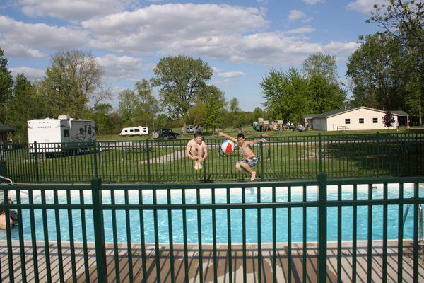 Heated Swimming Pool open Memorial Day Weekend through Labor Day Weekend