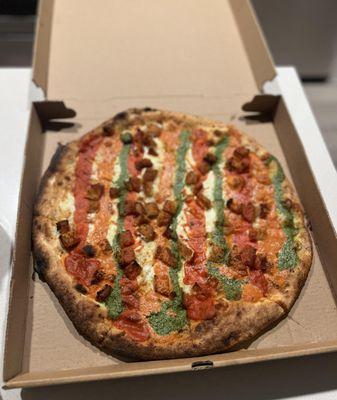 Tri-Colored Pizza with added Crispy Chicken