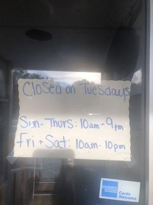 Restaurant hours