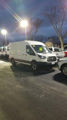 2018 ford transit 150 medium roof cargo van