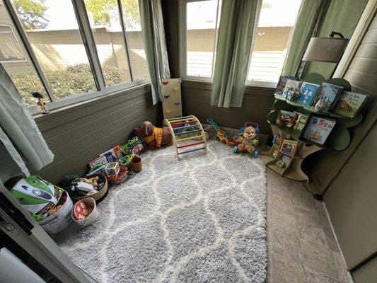 Sunroom/ playroom