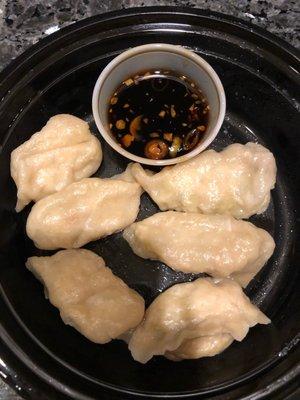 Steamed vegetable dumplings