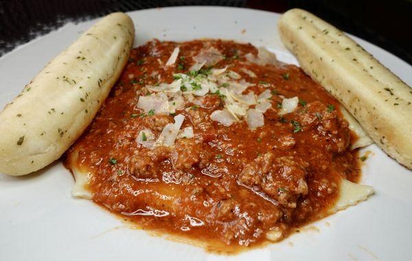 Pasta with cheese filling and chunky red sauce special