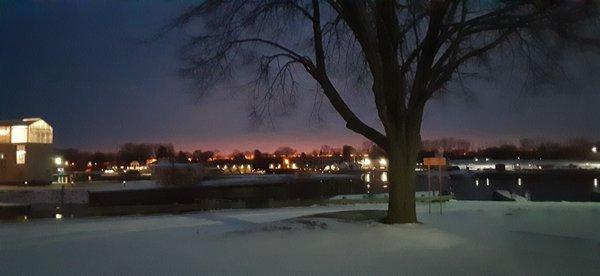 Try as I may, I just couldn't capture the stunning backlighting of the sunrise at the harbor.