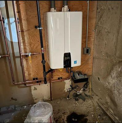 Tankless water heater