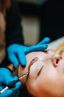 Brow Tinting