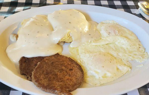 Ruby's is winning the breakfast wars in town. Eggs perfect and legit country sausage.