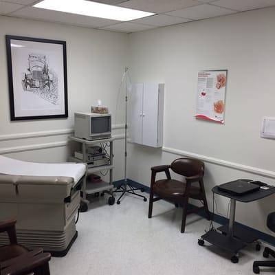 Louie Medical Group, Upland office. Exam room.