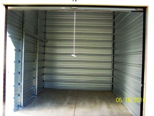 Over-sized doors to ease loading and storage! Triple sealed concrete floors to help keep ground moisture out.