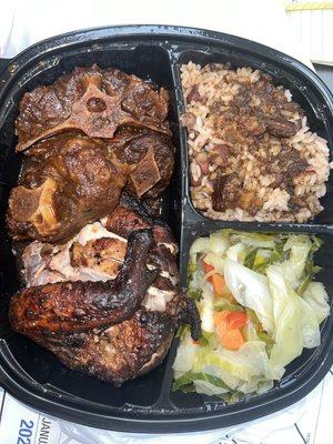 Oxtail and jerk chicken combo