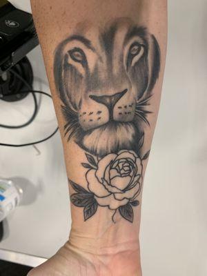 Lion & Flower tattoo