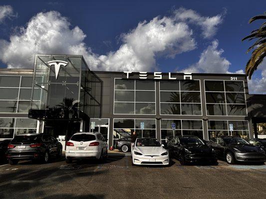 Tesla Motors