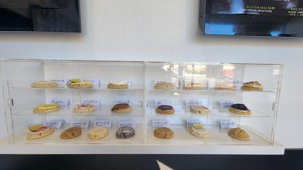 Cookie sample display