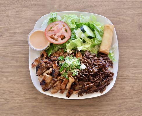 Chicken & Beef plate with salad, rice & egg roll