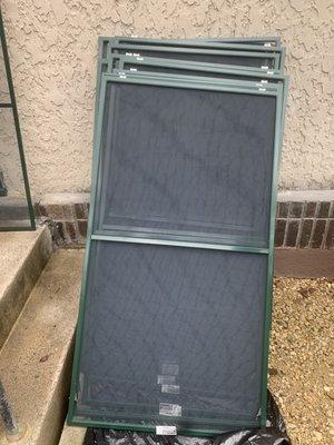 Window Screens cleaning project