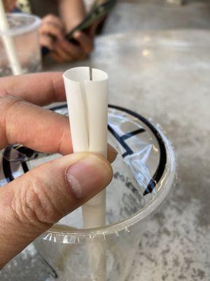 Biodegradable straws are easily cracked