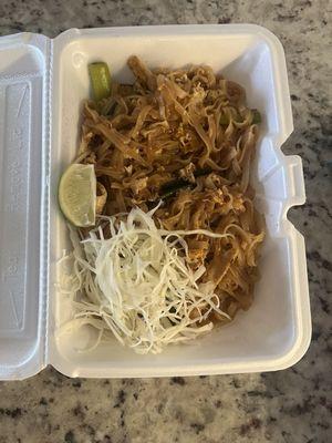 Pad Thai with chicken