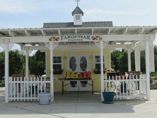 The cutest little fruit stand ever!