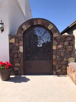 Side door with Rock arch