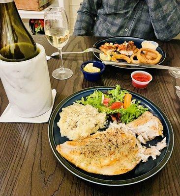 Red Snapper with mashed potatoes and garden salad