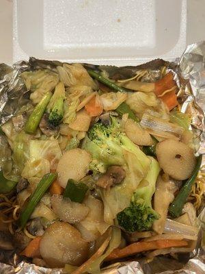 Vegetable pan fried noodles