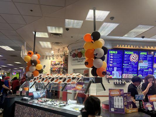 Salad bar/front counter