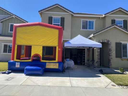 Perfect fit for our driveway! Huge hit for our neighborhood block party.