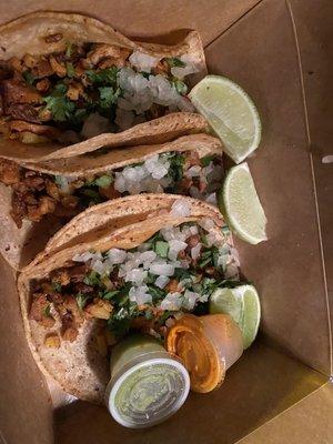 Al pastor tacos