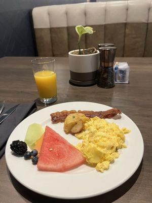 Items I chose from the breakfast buffet. The buffet only cost $5 when added on to your room when booking through the IHG app.