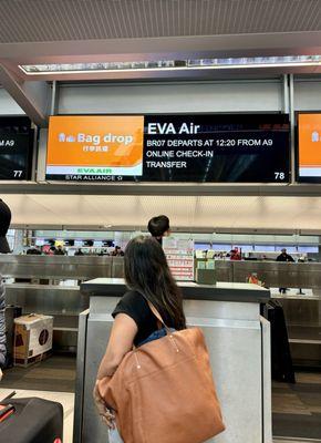 12.30.23 Passengers who have completed online check-in and need only to check baggage can go to the orange "Bag Drop" counter