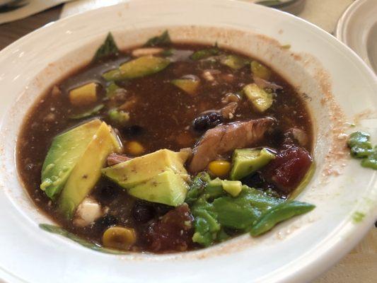 Tortilla soup (added avocado)