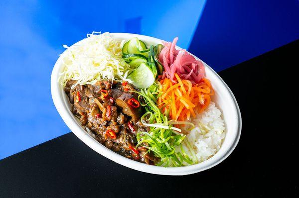 Rice Bowl with warm rice, pickled onion, cabbage & spicy eggplant