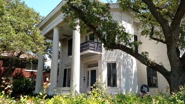 View of the Powhatan House from the corner of Ave.O and 35th Street.