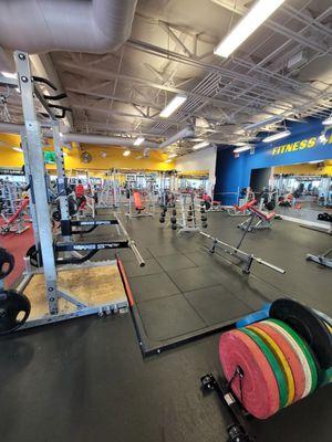 HOLLYWOOD AND LAKEMEAD GYM
OPEN 24/7