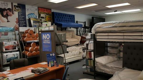 Quite possibly the Busiest Mattress shop in Florida...