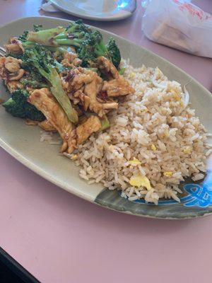 Combination plate chicken and broccoli spicy