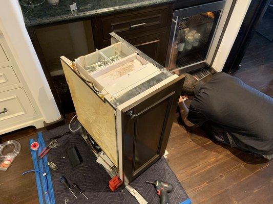 Sub Zero, Wolf & Viking Appliances Repair