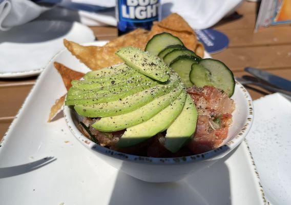 Poke tuna with wonton chips