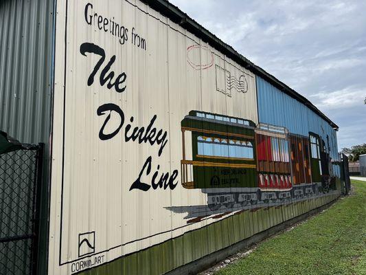 Mural near Ivanhoe entrance to the trail