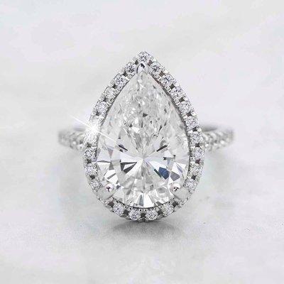 Discover dazzling diamond engagement rings in San Diego!