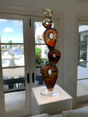 Need something unique to illuminate your space? Studio E Gallery represents some of the most captivating glass artists in the country.