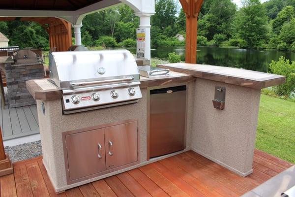 One of the many outdoor kitchen islands on display at the Best in Backyards in Danbury, CT.