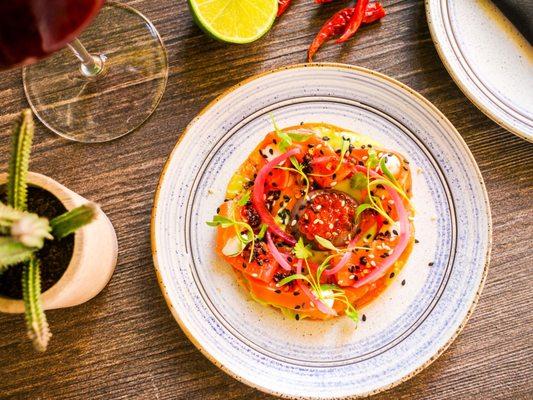 TOSTADA DE SALMON