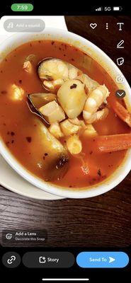 Caldo 7 mares/ Seafood soup