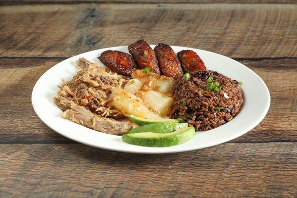 Best Colombian dish I've had in SWFL. Owner, Carlos was amazing, he even came over to our table to check on us. Will be coming again !!