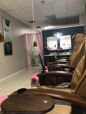 Clean salon, welcoming environment, peaceful music plays