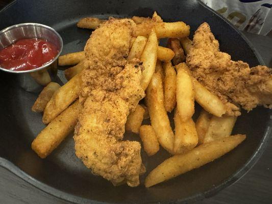 Chicken fingers and fries