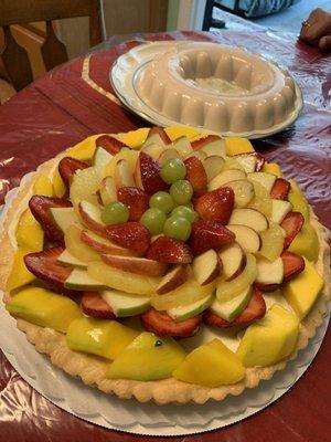 Beautiful and delicious fruit tart!